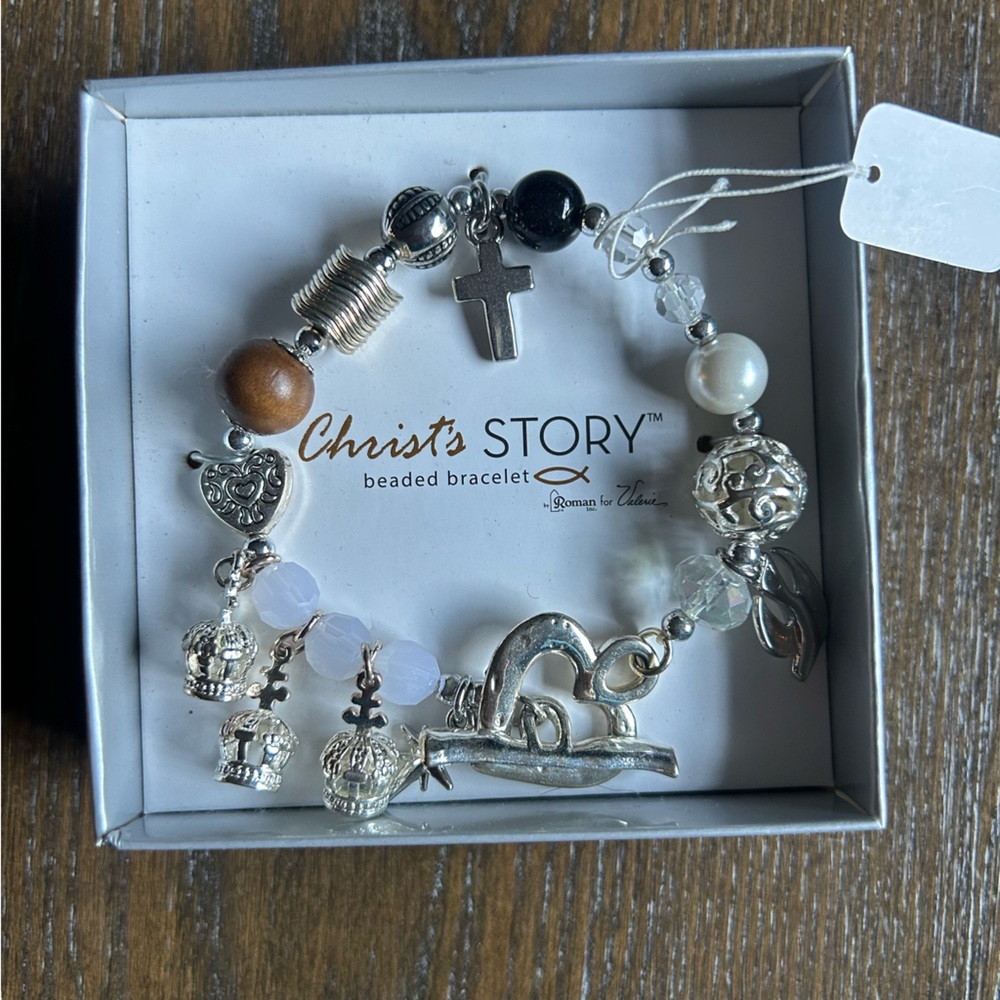 Beaded Charm Bracelet NWT